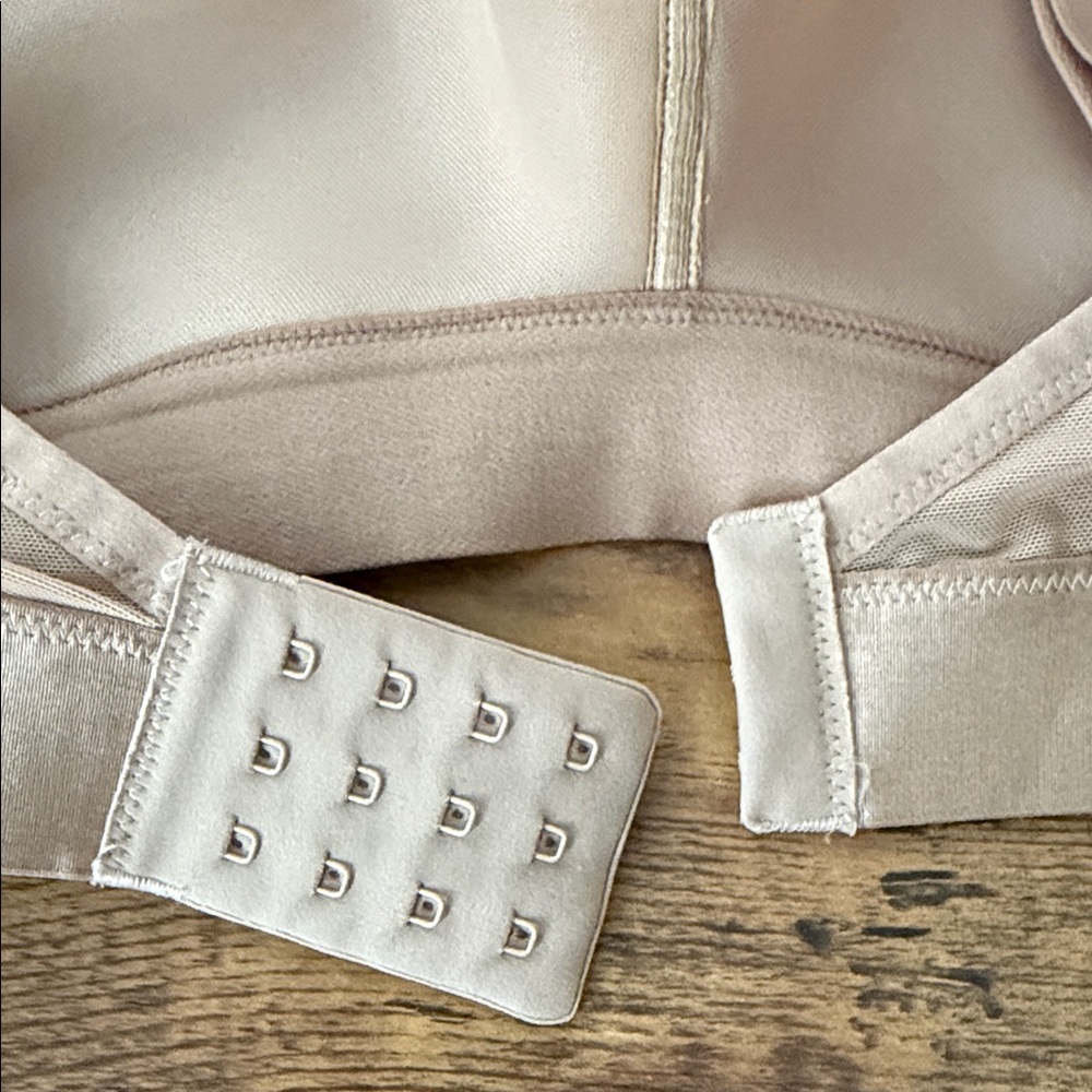 Soma Lightest Lift Wireless Bra - Picture 5 of 7